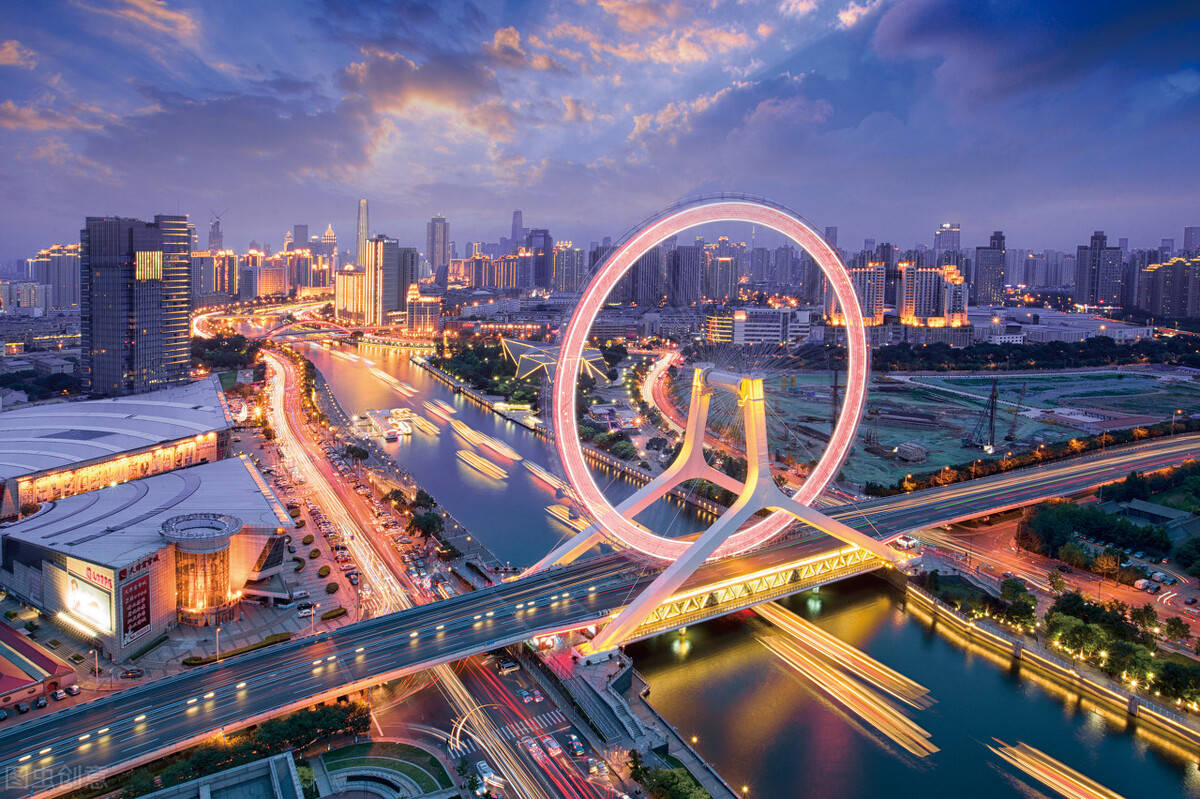 天津，友情、家庭与爱的温馨日常故事